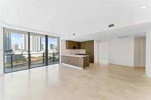 88 SW 7th St, Miami, FL 33130 - Photo 1