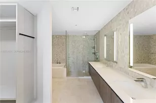 88 SW 7th St, Miami, FL 33130 - Photo 17
