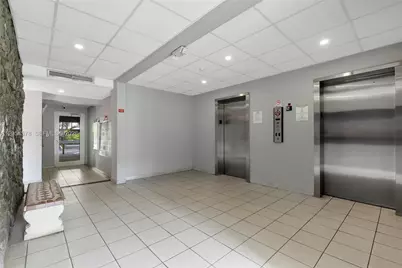 900 SW 84th Ave #412A, Miami, FL 33144 - Photo 3