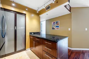19999 E Country Club Dr, Aventura, FL 33180 - Photo 11