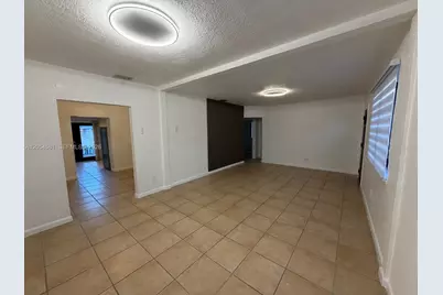 165 Lawn Way #165, Miami Springs, FL 33166 - Photo 21