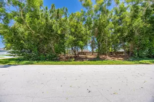 2801 SE Leigh Ave, Port Saint Lucie, FL 34952 - Photo 5