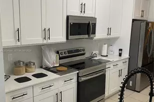 1928 SE 23rd Ave, Homestead, FL 33035 - Photo 5