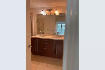 1111 SW 1st Ave #3816, Miami, FL 33130 - Photo 9