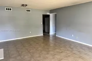 380 E Laurel Dr, Margate, FL 33063 - Photo 7
