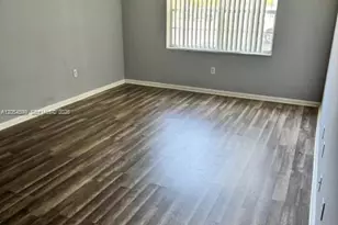 380 E Laurel Dr, Margate, FL 33063 - Photo 9