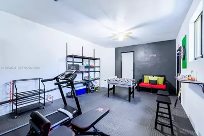 312 N Luna Ct, Hollywood, FL 33021 - Photo 11