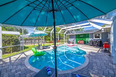 312 N Luna Ct, Hollywood, FL 33021 - Photo 17