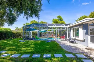 312 N Luna Ct, Hollywood, FL 33021 - Photo 15