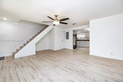7920 Kimberly Blvd #305, North Lauderdale, FL 33068 - Photo 3