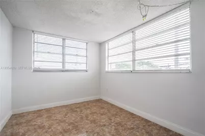 7850 Byron Ave #207, Miami Beach, FL 33141 - Photo 11