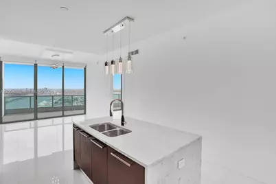 900 Biscayne Blvd #4803, Miami, FL 33132 - Photo 9