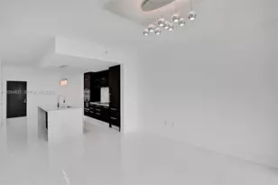 900 Biscayne Blvd, Miami, FL 33132 - Photo 11