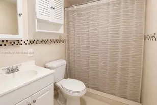 680 Miller Dr, Miami Springs, FL 33166 - Photo 15