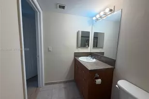 6195 NW 186th St, Hialeah, FL 33015 - Photo 5