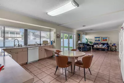 11055 SW 129th Ct, Miami, FL 33186 - Photo 17