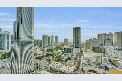 151 SE 1st St #2411, Miami, FL 33131 - Photo 17