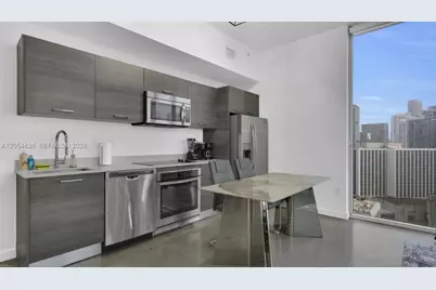 151 SE 1st St #2411, Miami, FL 33131 - Photo 5
