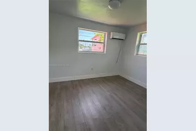 1465 W 28th St #4, Hialeah, FL 33010 - Photo 7