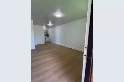 1465 W 28th St #4, Hialeah, FL 33010 - Photo 3