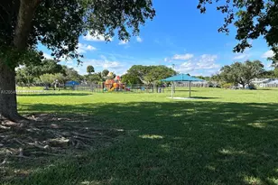 20901 SW 103rd Ct, Cutler Bay, FL 33189 - Photo 17