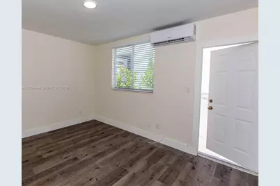 1140 71st St #2, Miami Beach, FL 33141 - Photo 9