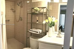 285 Fanshaw G, Boca Raton, FL 33434 - Photo 23