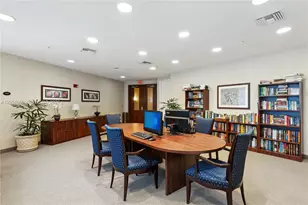 19501 W Country Club Dr, Aventura, FL 33180 - Photo 13