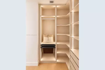 711 NE 23rd Ter #2404, Miami, FL 33137 - Photo 11