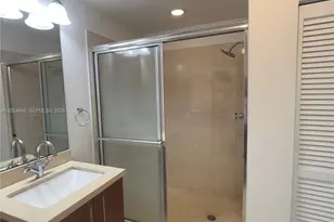 79 SW 12th St, Miami, FL 33130 - Photo 19