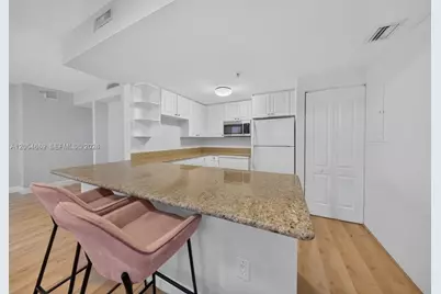 1627 SW 37th Ave #401, Miami, FL 33145 - Photo 17