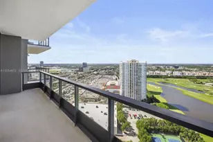 101 Diplomat Pkwy, Hallandale Beach, FL 33009 - Photo 9
