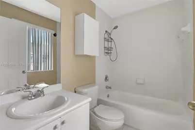 2874 SE 15th Rd #52, Homestead, FL 33035 - Photo 15