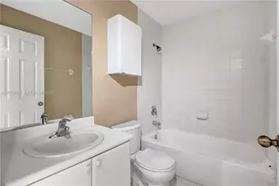 2874 SE 15th Rd, Homestead, FL 33035 - Photo 9