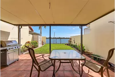19113 NW 64th Ct, Hialeah, FL 33015 - Photo 43