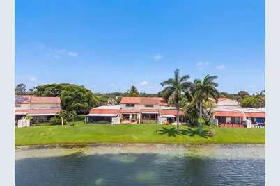 19113 NW 64th Ct, Hialeah, FL 33015 - Photo 15