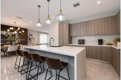 10384 NW 67th Ter, Doral, FL 33178 - Photo 13