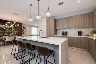 10384 NW 67th Terrace, Doral, FL 33178 - Photo 13