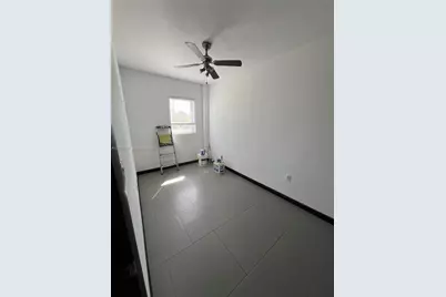 1876 SW 11th Ter #205, Miami, FL 33135 - Photo 5