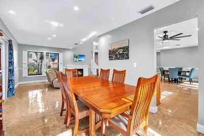 42 Birch Dr, Cooper City, FL 33026 - Photo 9