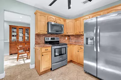 42 Birch Dr, Cooper City, FL 33026 - Photo 15