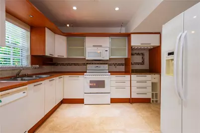5490 SW 57 Ave #0, Miami, FL 33155 - Photo 5