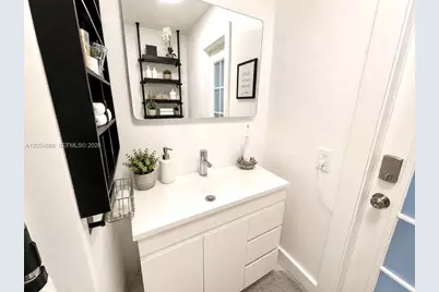 8641 NW 19th St, Pembroke Pines, FL 33024 - Photo 21