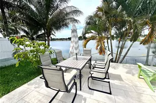 8641 NW 19th St, Pembroke Pines, FL 33024 - Photo 25