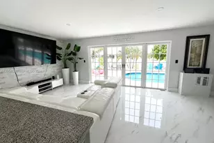 8641 NW 19th St, Pembroke Pines, FL 33024 - Photo 9