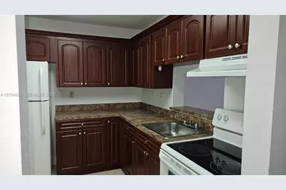 5201 NW 7th St #207, Miami, FL 33126 - Photo 3