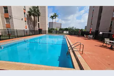 5201 NW 7th St #207, Miami, FL 33126 - Photo 15