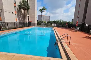 5201 NW 7th St, Miami, FL 33126 - Photo 15