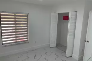 400 Club Cir, Boca Raton, FL 33487 - Photo 13