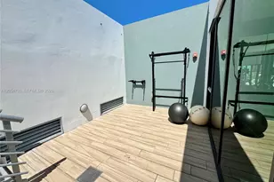 101 Sunrise Dr, Key Biscayne, FL 33149 - Photo 21